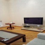 Kirayə (günlük) 2 otaqlı Köhnə Tikili, Sahil metrosu, Səbail rayonu 3