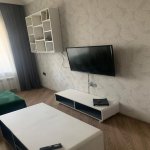 Kirayə (aylıq) 4 otaqlı Köhnə Tikili, 8-ci mikrorayon, Binəqədi rayonu 11