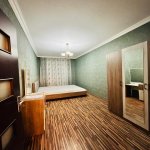 Kirayə (aylıq) 3 otaqlı Köhnə Tikili, Memar Əcəmi metrosu, 5-ci mikrorayon, Nəsimi rayonu 3