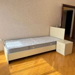 Аренда 3 комнатная Вторичка, м. Эльмляр Академиясы метро, пос. Ясамал, Ясамал район 1