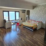 Satılır 2 otaqlı Köhnə Tikili, Bayıl qəs., Bulvar, Səbail rayonu 1