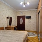 Kirayə (aylıq) 3 otaqlı Yeni Tikili, Memar Əcəmi metrosu, 3-cü mikrorayon, Moskva univermağı, Nəsimi rayonu 9