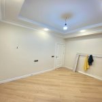 Продажа 3 комнатная Новостройка, İnşaatçılar метро, пос. Йени Ясамал, Ясамал район 7