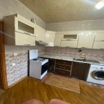 Kirayə (aylıq) 3 otaqlı Yeni Tikili, Xalqlar dostluğu metrosu, Nizami rayonu 13