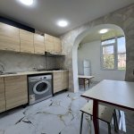 Kirayə (aylıq) 2 otaqlı Köhnə Tikili, Azadlıq metrosu, 3-cü mikrorayon, Nəsimi rayonu 17