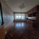 Kirayə (aylıq) 4 otaqlı Köhnə Tikili, Qara Qarayev metrosu, Nizami rayonu 12