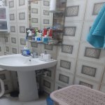 Продажа 4 комнатная Вторичка, İnşaatçılar метро, пос. Йени Ясамал, Ясамал район 7