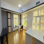 Kirayə (aylıq) 4 otaqlı Ofis, Elmlər akademiyası metrosu, Yasamal qəs., Yasamal rayonu 15