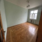 Kirayə (aylıq) 3 otaqlı Köhnə Tikili, Xalqlar dostluğu metrosu, 8-ci kilometr, Nizami rayonu 3