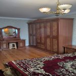 Kirayə (aylıq) 3 otaqlı Köhnə Tikili, Xalqlar dostluğu metrosu, Nizami rayonu 8