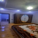 Kirayə (aylıq) 3 otaqlı Yeni Tikili Xırdalan 4