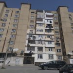 Продажа 3 комнат Вторичка, м. Гянджлик метро, 8-ой микрорайон, Бинагадинский р-н район 1