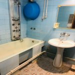 Kirayə (aylıq) 2 otaqlı Köhnə Tikili, Neftçilər metrosu, Nizami rayonu 12