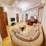 Kirayə (günlük) 3 otaqlı Köhnə Tikili Gəncə 1