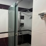 Посуточно 3 комнатная Новостройка, м. Ази Асланова метро, пос. А.Асланов, Хетаи район 9