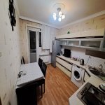 Kirayə (aylıq) 2 otaqlı Köhnə Tikili, İnşaatçılar metrosu, Yeni Yasamal qəs., Yasamal rayonu 4