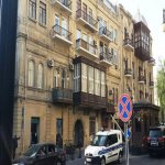 Kirayə (aylıq) 3 otaqlı Köhnə Tikili, İçərişəhər metrosu, Səbail rayonu 1