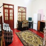 Kirayə (aylıq) 1 otaqlı Həyət evi/villa, Elmlər akademiyası metrosu, Badamdar qəs., Səbail rayonu 1