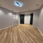 Продажа 3 комнатная Вторичка, 9-ый микрорайон район 8