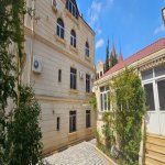 Satılır 7 otaqlı Həyət evi/villa, Badamdar qəs., Səbail rayonu 1
