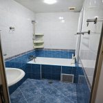 Kirayə (aylıq) 4 otaqlı Köhnə Tikili, Azadlıq metrosu, 8-ci mikrorayon, Binəqədi rayonu 12