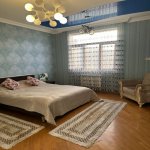 Kirayə (aylıq) 4 otaqlı Köhnə Tikili, Sahil metrosu, Səbail rayonu 5