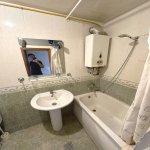 Kirayə (aylıq) 3 otaqlı Köhnə Tikili, Elmlər akademiyası metrosu, Yasamal rayonu 14