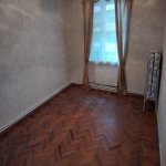 Kirayə (aylıq) 3 otaqlı Köhnə Tikili, Elmlər akademiyası metrosu, Yasamal rayonu 7