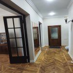 Kirayə (aylıq) 3 otaqlı Köhnə Tikili, Sahil metrosu, Səbail rayonu 7