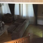 Kirayə (aylıq) 13 otaqlı Həyət evi/villa, Elmlər akademiyası metrosu, Badamdar qəs., Səbail rayonu 8