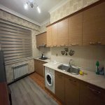 Kirayə (aylıq) 3 otaqlı Yeni Tikili, İnşaatçılar metrosu, Yasamal rayonu 14