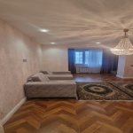 Kirayə (aylıq) 3 otaqlı Köhnə Tikili, Elmlər akademiyası metrosu, Yasamal rayonu 3