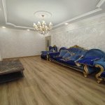 Kirayə (aylıq) 3 otaqlı Köhnə Tikili, Xalqlar dostluğu metrosu, 8-ci kilometr, Nizami rayonu 2