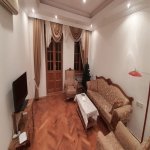 Kirayə (aylıq) 2 otaqlı Köhnə Tikili, Sahil metrosu, Səbail rayonu 3
