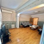 Satılır 4 otaqlı Köhnə Tikili, Memar Əcəmi metrosu, 3-cü mikrorayon, Nəsimi rayonu 7