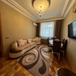 Kirayə (aylıq) 3 otaqlı Köhnə Tikili, Nizami metrosu, Yasamal rayonu 2