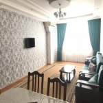 Kirayə (aylıq) 3 otaqlı Yeni Tikili, Xalqlar dostluğu metrosu, Nizami rayonu 1