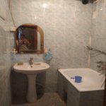 Kirayə (aylıq) 2 otaqlı Köhnə Tikili, Memar Əcəmi metrosu, 4-cü mikrorayon, Nəsimi rayonu 9