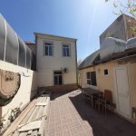 Kirayə (aylıq) 5 otaqlı Həyət evi/villa, Badamdar qəs., Səbail rayonu 1