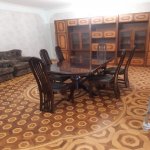 Kirayə (aylıq) 4 otaqlı Köhnə Tikili, Gənclik metrosu, 8-ci mikrorayon, Binəqədi rayonu 1