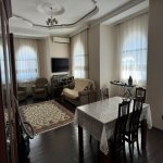 Kirayə (aylıq) 3 otaqlı Həyət evi/villa, Yasamal rayonu 1