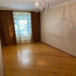 Kirayə (aylıq) 3 otaqlı Köhnə Tikili, Qara Qarayev metrosu, 8-ci kilometr, Nizami rayonu 2