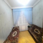 Аренда 3 комнатная Вторичка, 10-й микрорайон район 7