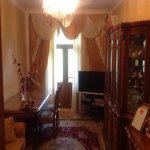 Kirayə (aylıq) 3 otaqlı Köhnə Tikili, Sahil metrosu, Səbail rayonu 1