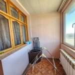 Продажа 3 комнатная Вторичка, 12-й микрорайон район 15
