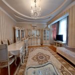 Satılır 16 otaqlı Həyət evi/villa, Badamdar qəs., Səbail rayonu 14