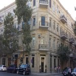 Kirayə (aylıq) 4 otaqlı Köhnə Tikili, Sahil metrosu, Səbail rayonu 1