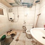 Продажа 2 комнатная Вторичка, м. Эльмляр Академиясы метро, пос. Ясамал, Ясамал район 10