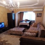 Satılır 3 otaqlı Köhnə Tikili, Memar Əcəmi metrosu, 9-cu mikrorayon, Binəqədi rayonu 1