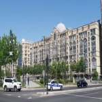 Продажа 3 комнат Вторичка, м. 28 Мая метро, Насими район 1